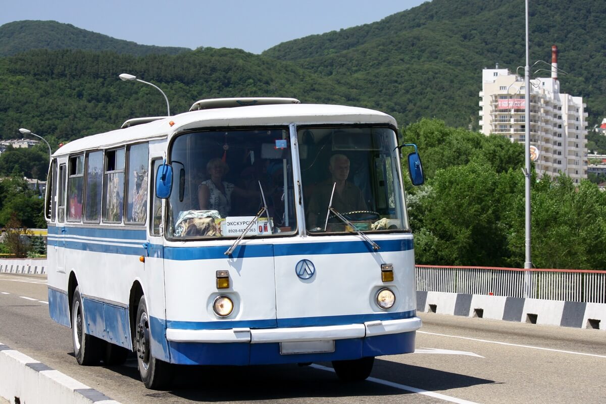 Лаз